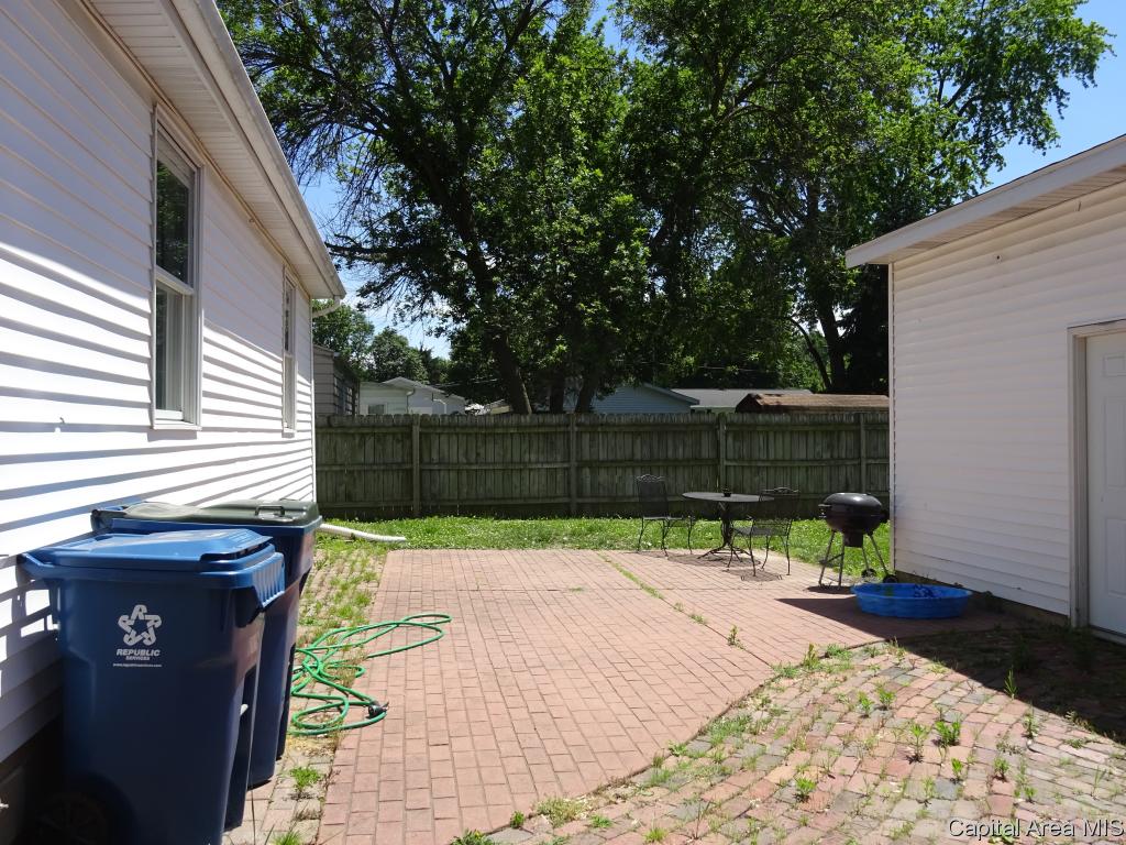 3109 Piper Road Springfield, IL 62707 - Photo 14 of 27