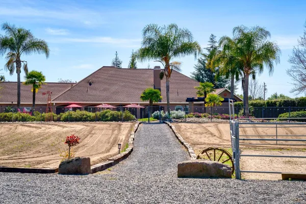 $1,825,000 | 15303 Orange Blossom Road, Oakdale, CA 95361