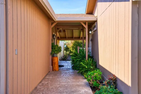 $1,825,000 | 15303 Orange Blossom Road, Oakdale, CA 95361