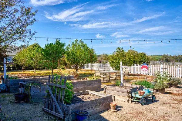 $1,825,000 | 15303 Orange Blossom Road, Oakdale, CA 95361
