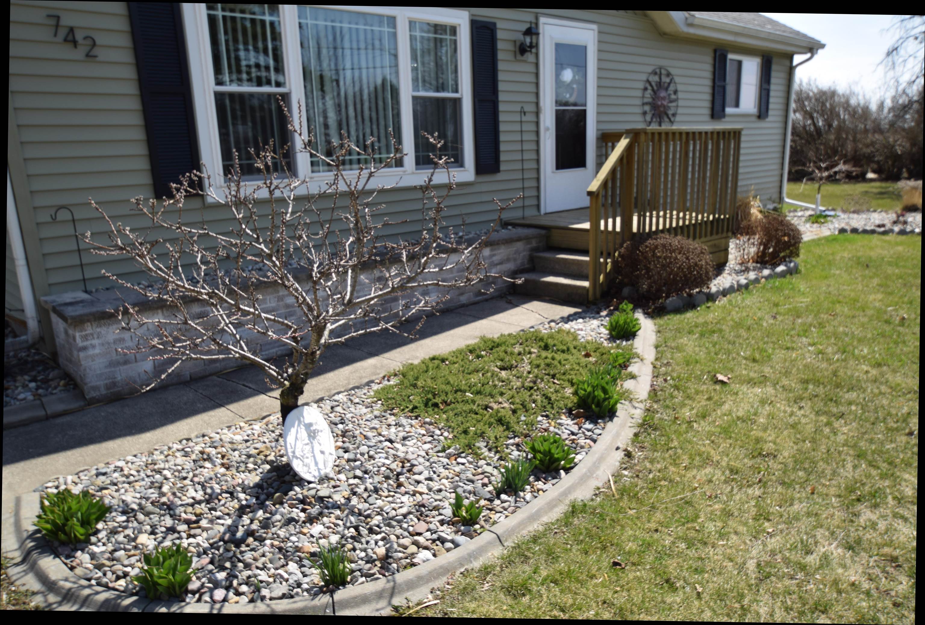 742 North Knight Road Bay City, MI 48708 - Photo 2 of 34
