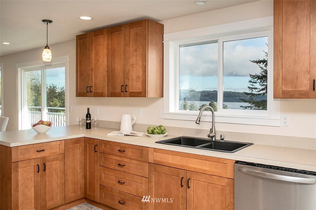 1360 East Bercot Road Freeland, WA 98249 - Photo 27 of 39 Gallery Image 27
