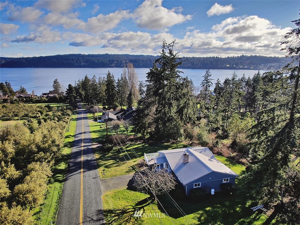 1360 East Bercot Road Freeland, WA 98249 - Photo 35 of 39 Gallery Image 35