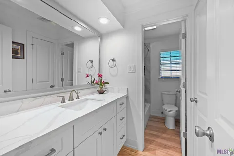 $425,000 | 9979 Hackberry Drive, Baton Rouge, LA 70809