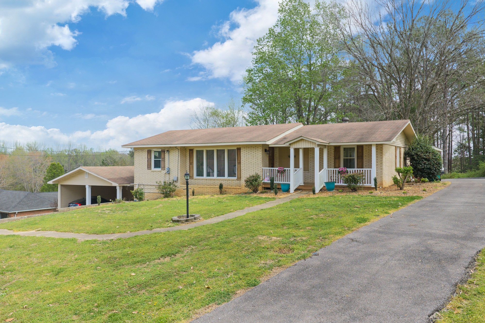 540 Tara Lane Huntingdon, TN 38344 - Photo 2 of 40