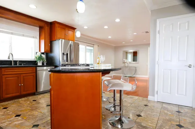 $389,900 | 5450 Monterey Road, Unit 168, San Jose, CA 95111