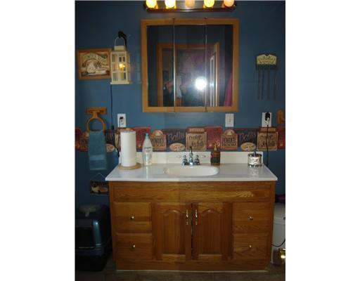 88 Grey Road Greene, ME 04236 - Photo 13 of 17 Master Bath/Spa.