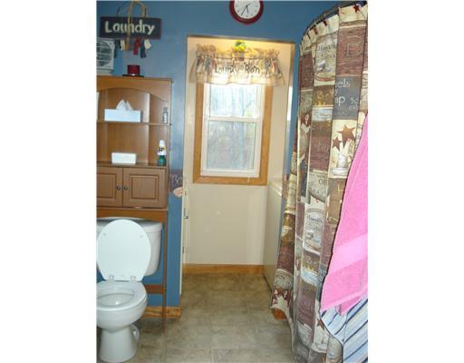 88 Grey Road Greene, ME 04236 - Photo 14 of 17 Bathroom.