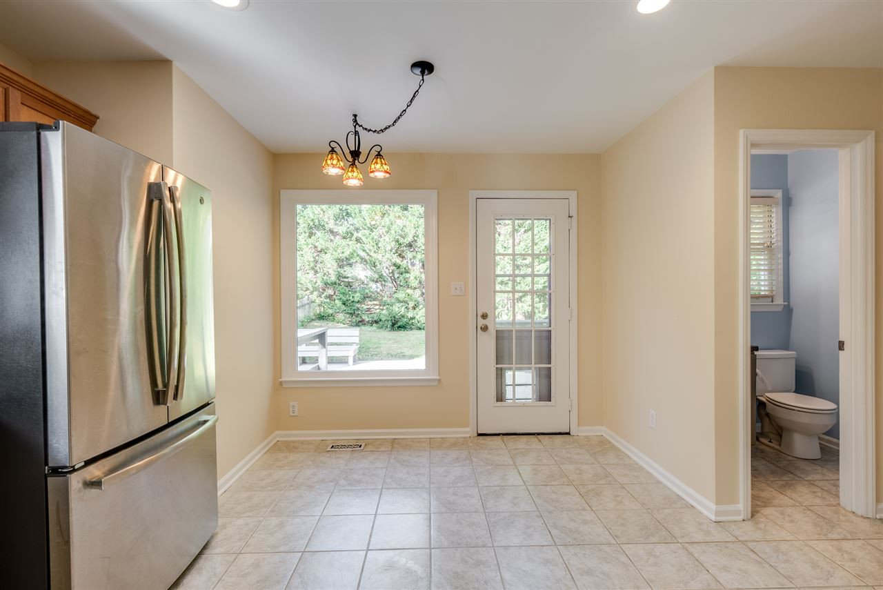 5009 Simmons Branch Trail Raleigh, NC 27606 - Photo 15 of 23 Breakfest nook
