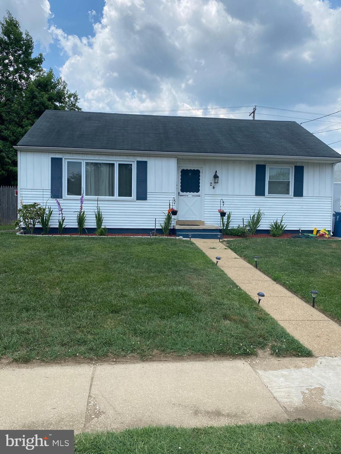 24 Morris Road New Castle, DE 19720 - Photo 1 of 13 Gallery Image 1