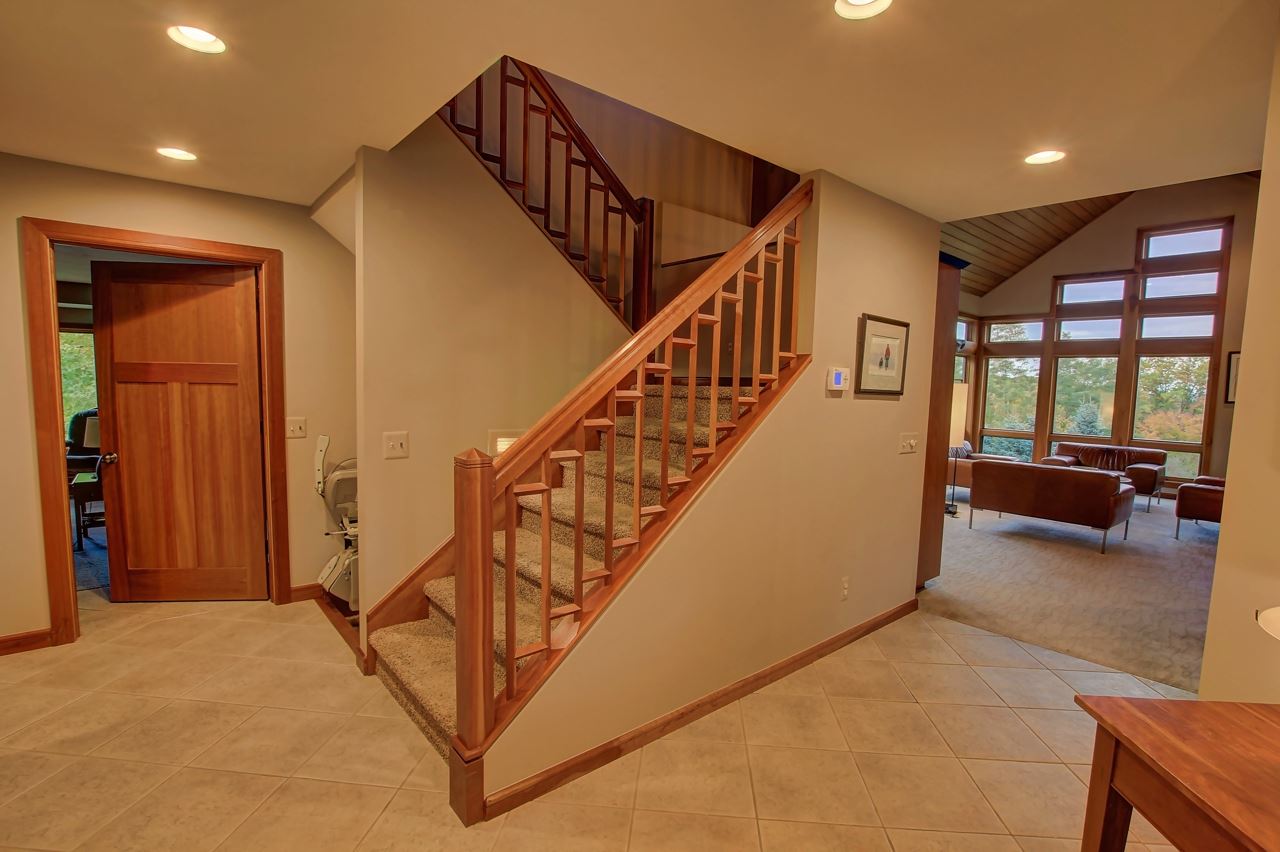 2465 Carroll Road Traverse City, MI 49686 - Photo 17 of 57 1870130-16.JPG