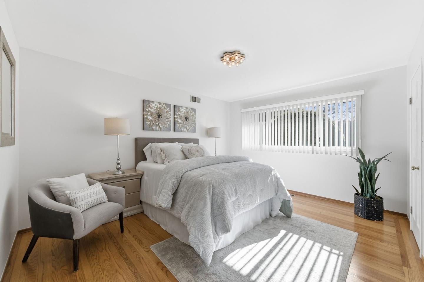 28 Willow Road Menlo Park, CA 94025 - Photo 12 of 35