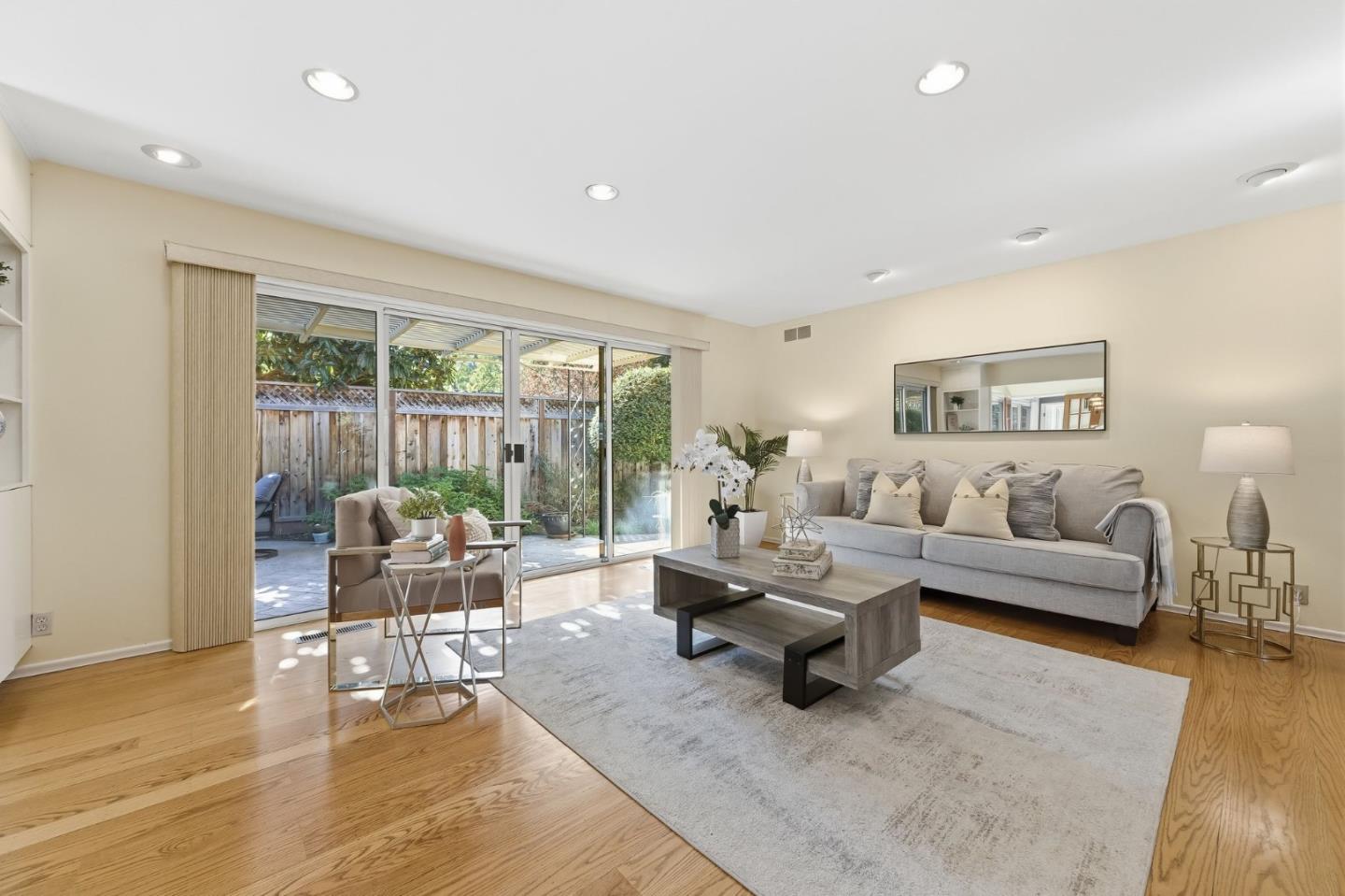 28 Willow Road Menlo Park, CA 94025 - Photo 17 of 35