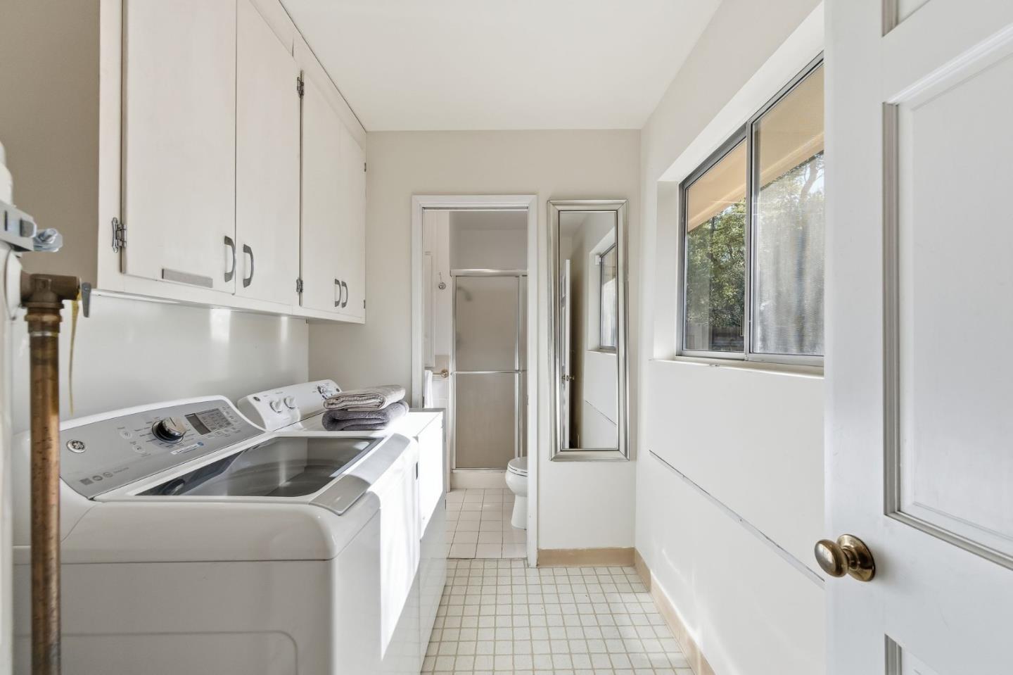 28 Willow Road Menlo Park, CA 94025 - Photo 30 of 35