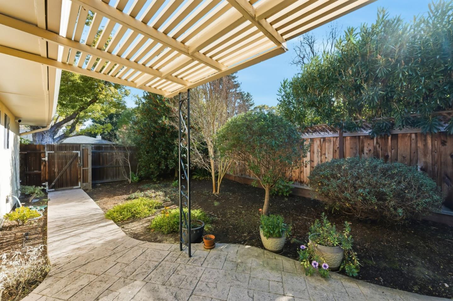 28 Willow Road Menlo Park, CA 94025 - Photo 34 of 35