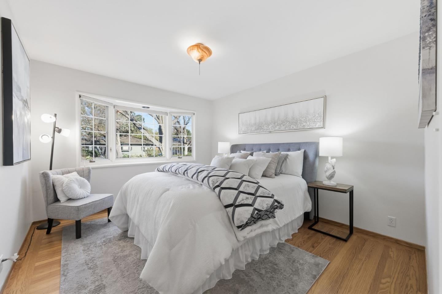 28 Willow Road Menlo Park, CA 94025 - Photo 6 of 35