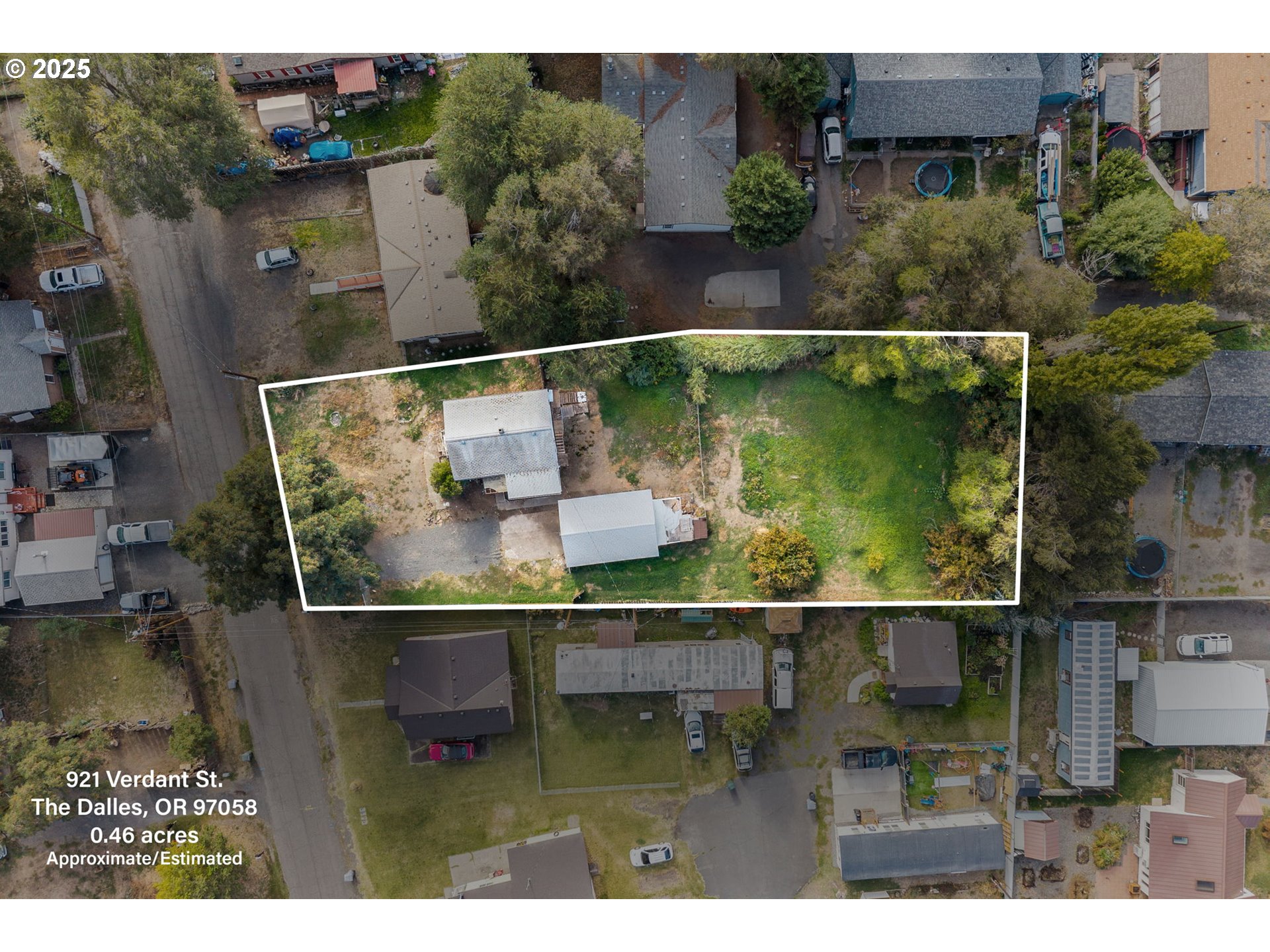 921 Verdant Street The Dalles, OR 97058 - Photo 1 of 24