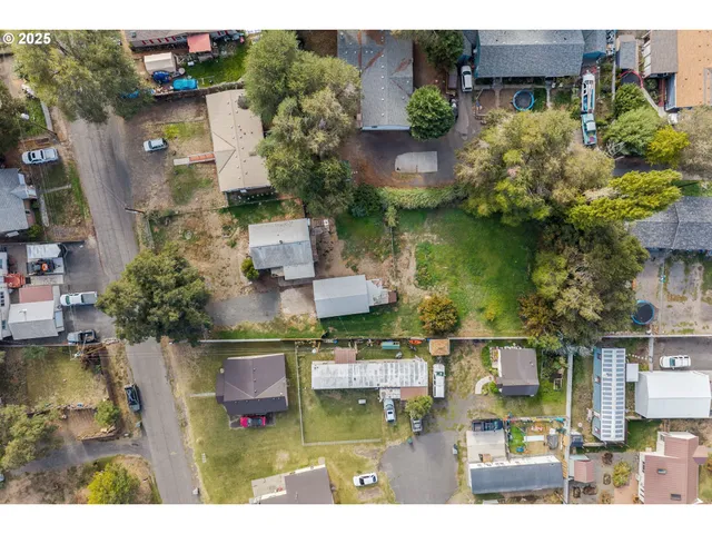 $225,000 | 921 Verdant Street, The Dalles, OR 97058