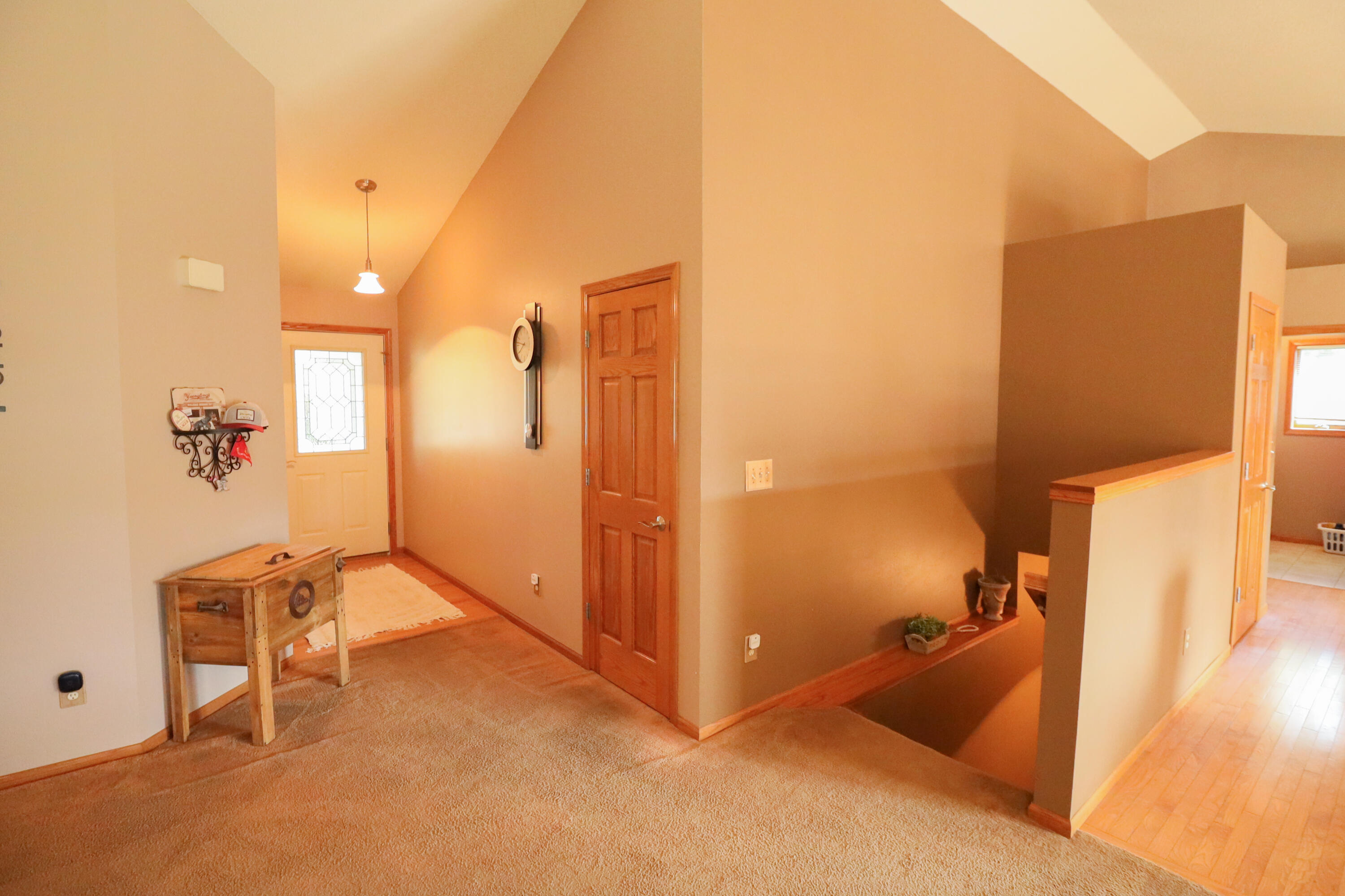 2422 Krause Road Onalaska, WI 54650 - Photo 4 of 34 477A2992