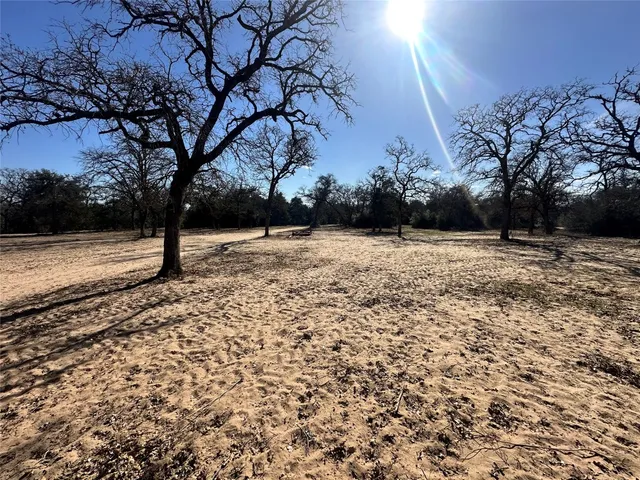 $550,000 | 1085 Private Road 3063, Thrall, TX 76578