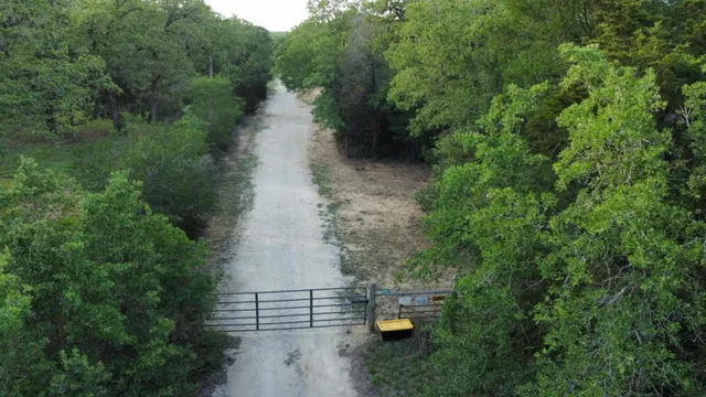 $550,000 | 1085 Private Road 3063, Thrall, TX 76578