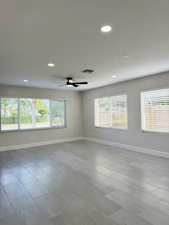 $2,700 | 1405 North J Terrace, Lake Worth Beach, FL 33460