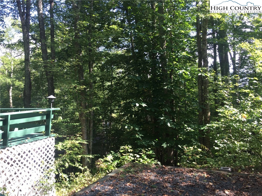 376 Windridge Road Newland, NC 28657 - Photo 27 of 30 Gallery Image 27
