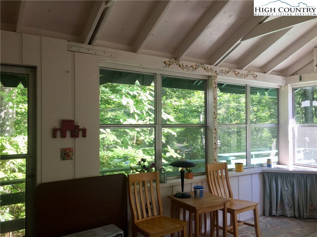 376 Windridge Road Newland, NC 28657 - Photo 7 of 30 Gallery Image 7