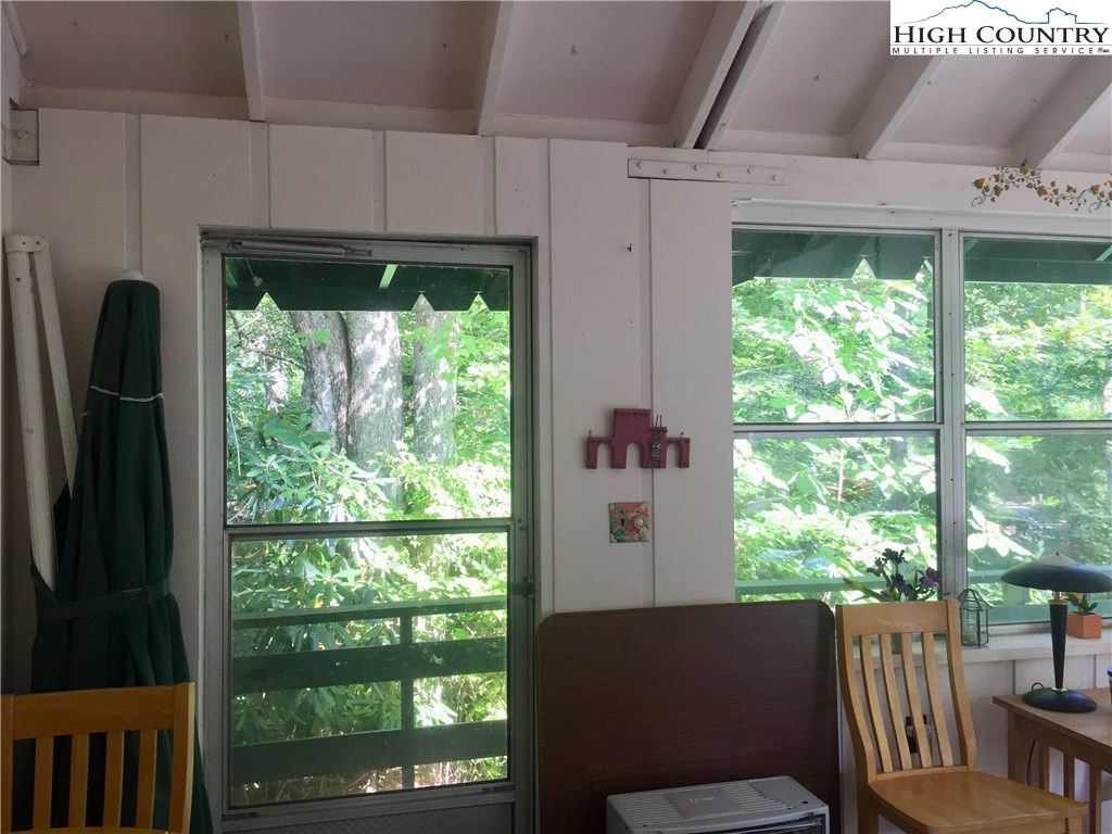 376 Windridge Road Newland, NC 28657 - Photo 8 of 30 Gallery Image 8