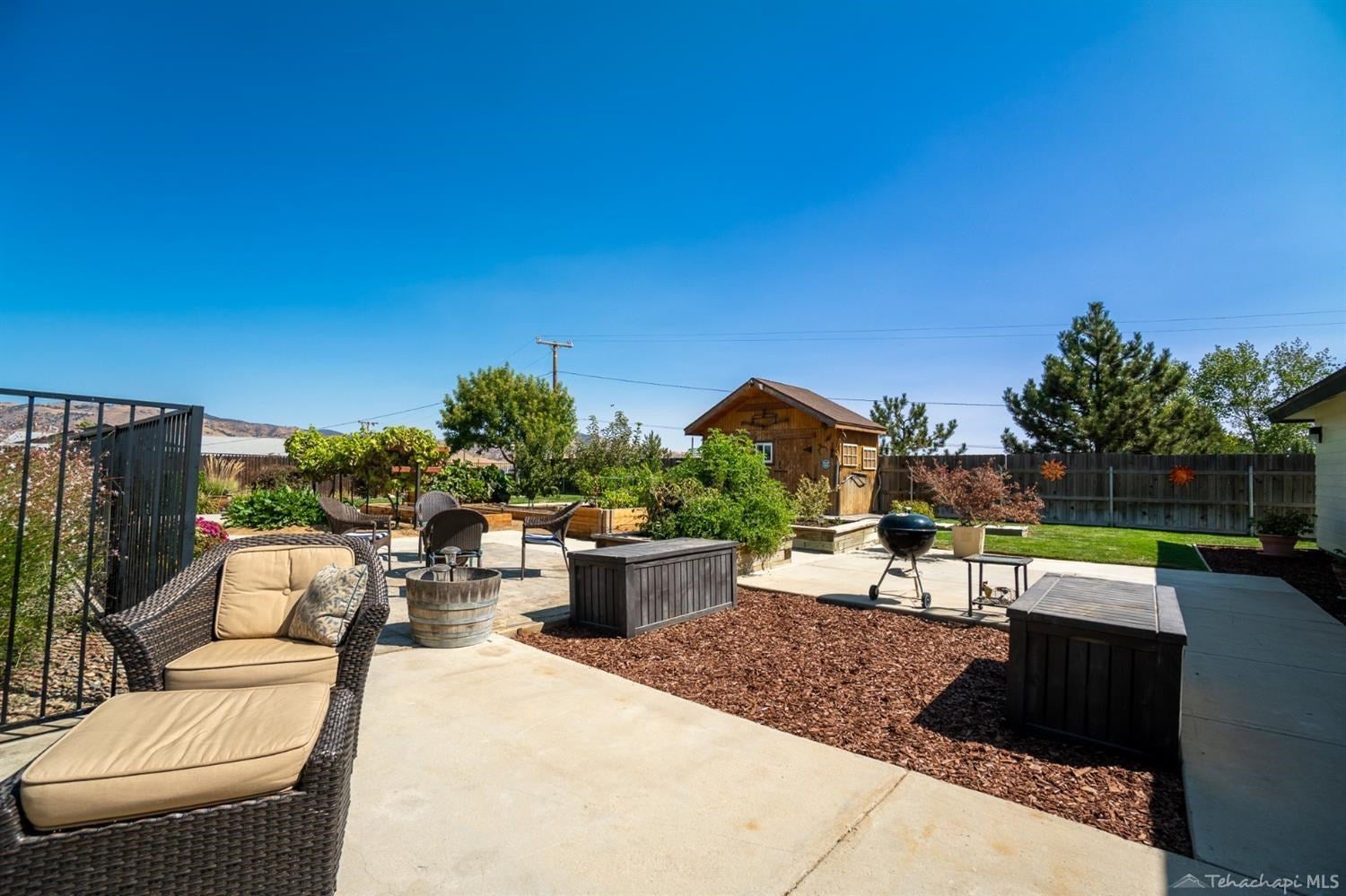 21900 Mid Way Tehachapi, CA 93561 - Photo 6 of 39 Gallery Image 6