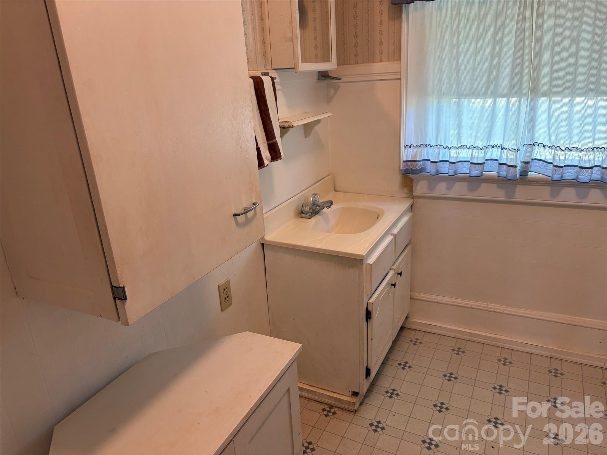 114 Hampton Street Chester, SC 29706 - Photo 19 of 30