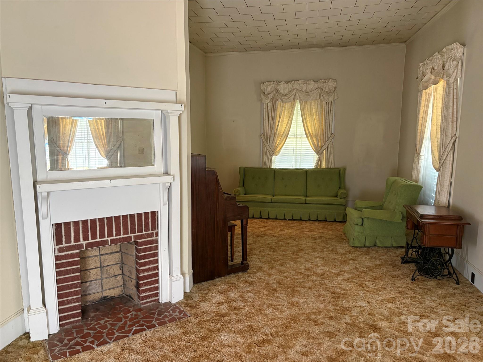 114 Hampton Street Chester, SC 29706 - Photo 4 of 30