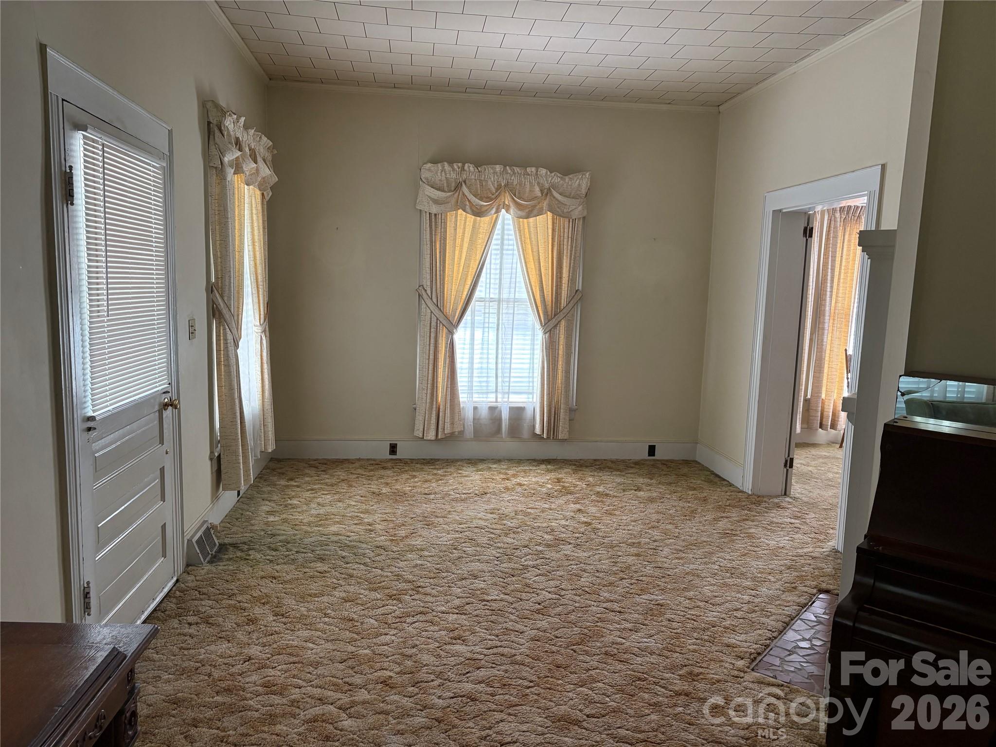 114 Hampton Street Chester, SC 29706 - Photo 6 of 30