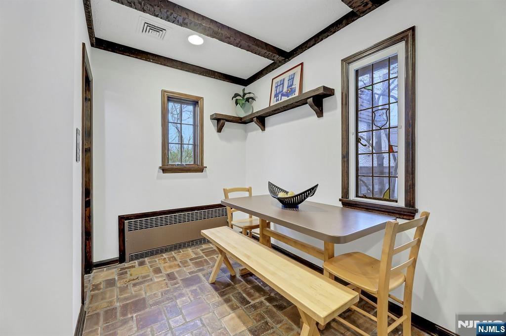 300 Churchill Road Teaneck, NJ 07666 - Photo 15 of 48