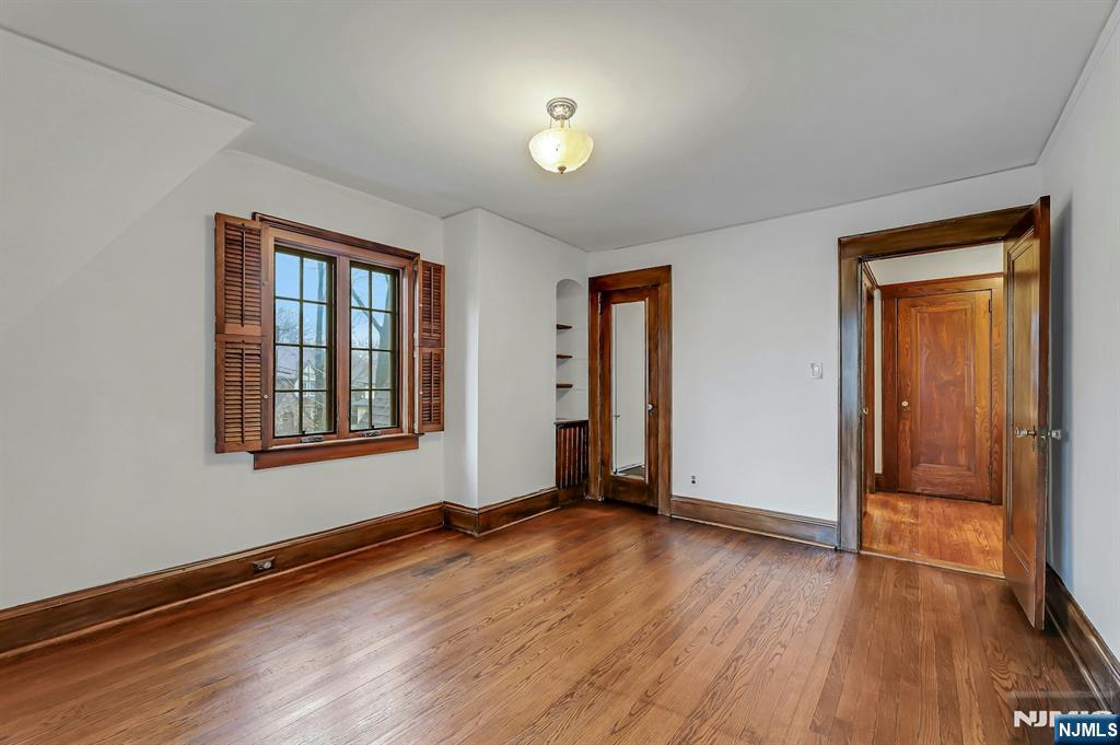 300 Churchill Road Teaneck, NJ 07666 - Photo 22 of 48