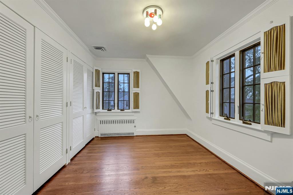 300 Churchill Road Teaneck, NJ 07666 - Photo 23 of 48