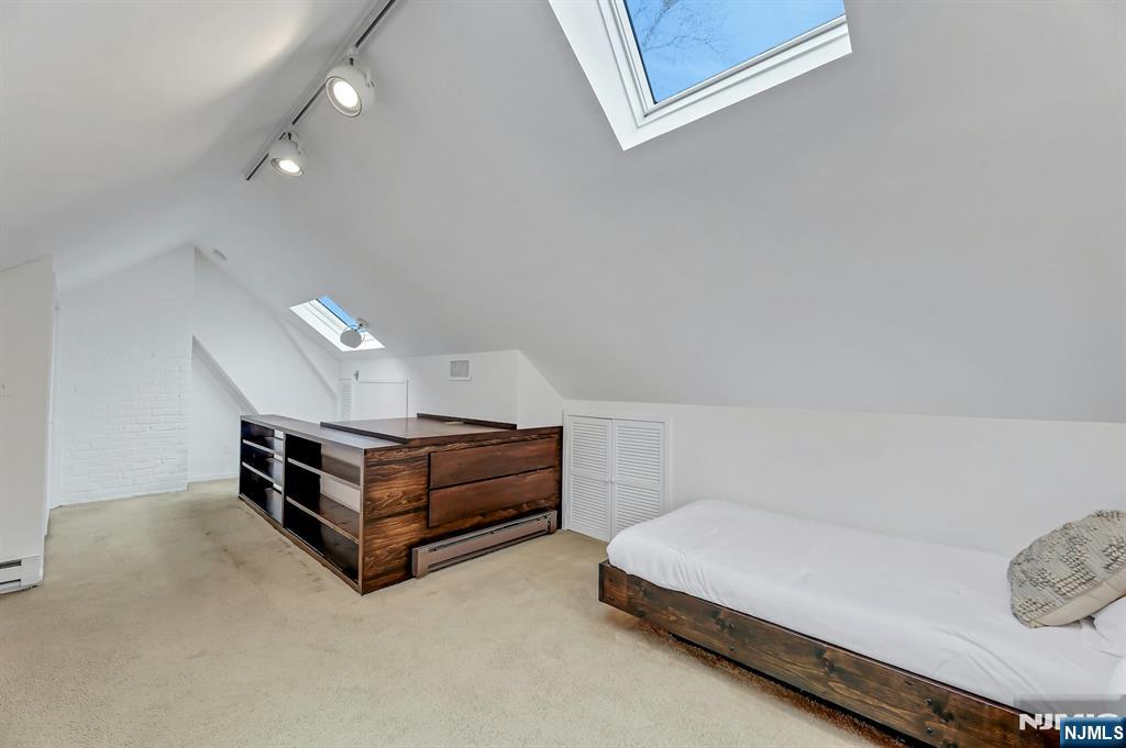 300 Churchill Road Teaneck, NJ 07666 - Photo 33 of 48