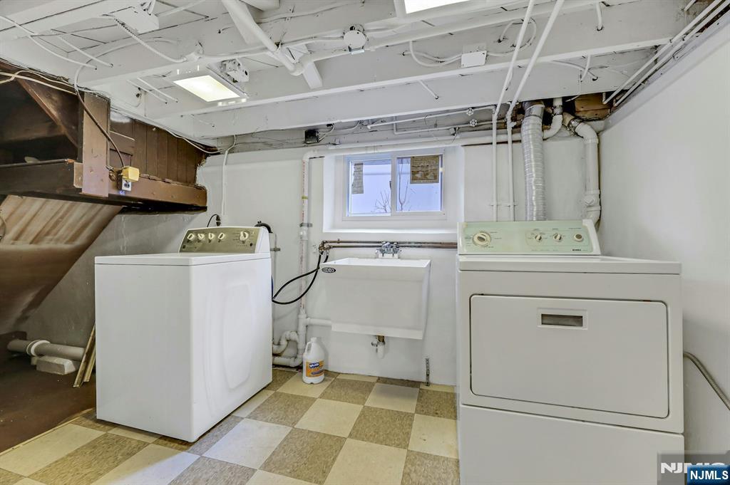 300 Churchill Road Teaneck, NJ 07666 - Photo 41 of 48