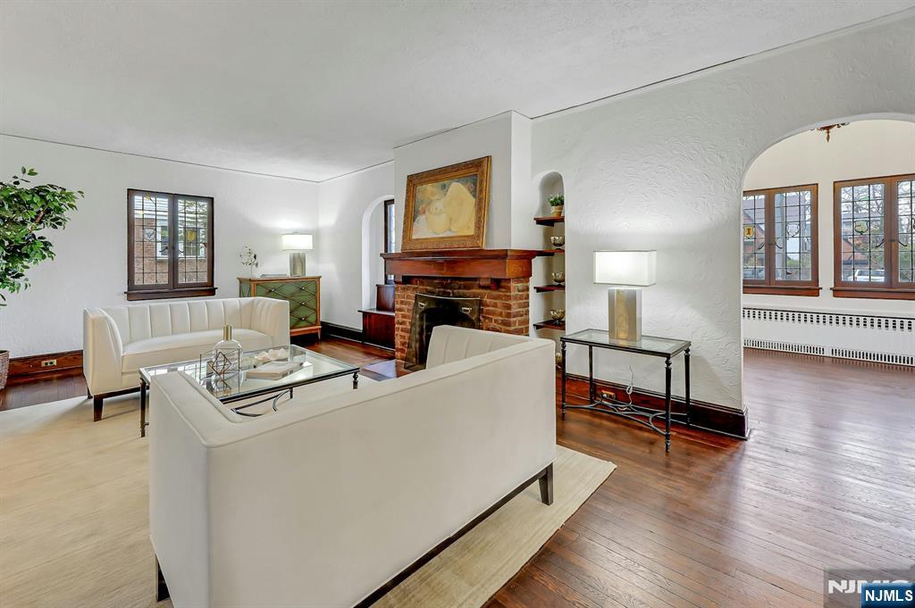 300 Churchill Road Teaneck, NJ 07666 - Photo 9 of 48