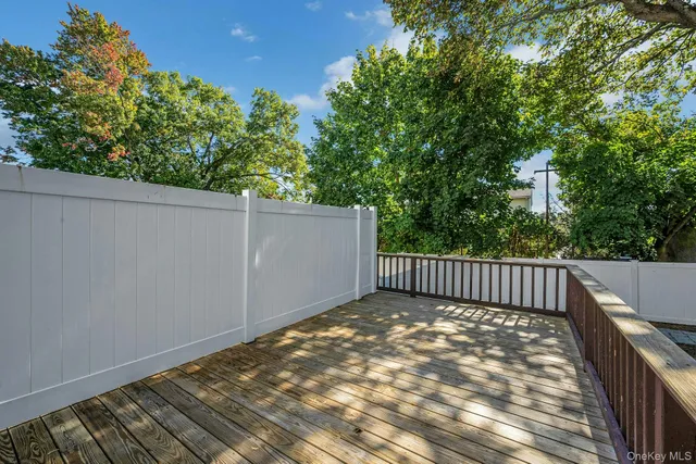 $3,875 | 105 Bradford Street, Unit 2, Harrison, NY 10528