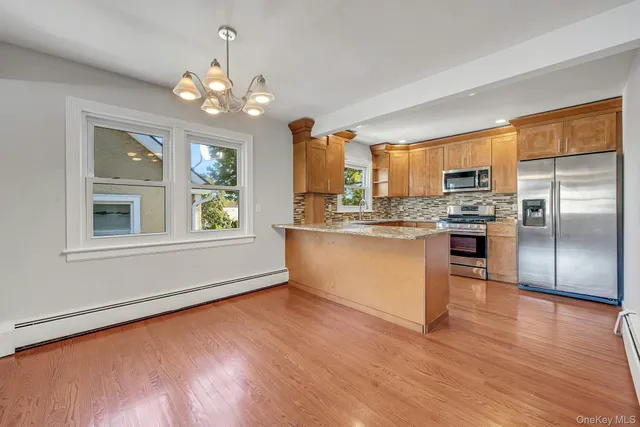 $3,875 | 105 Bradford Street, Unit 2, Harrison, NY 10528