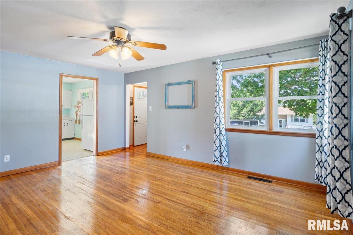 3435 Ferris Drive Decatur, IL 62521 - Photo 22 of 32 Gallery Image 22