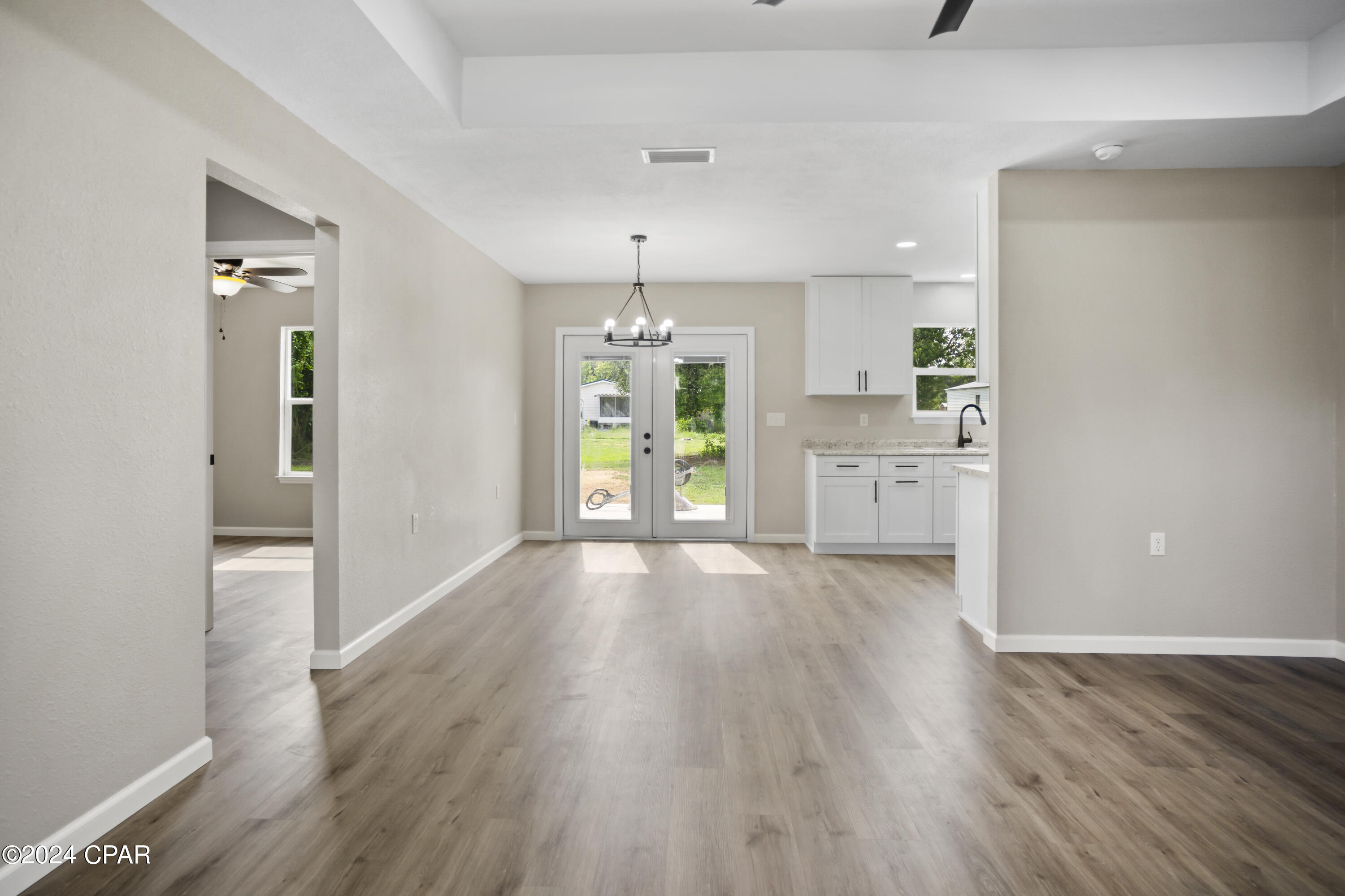 25490 Fuqua Circle Altha, FL 32421 - Photo 4 of 32