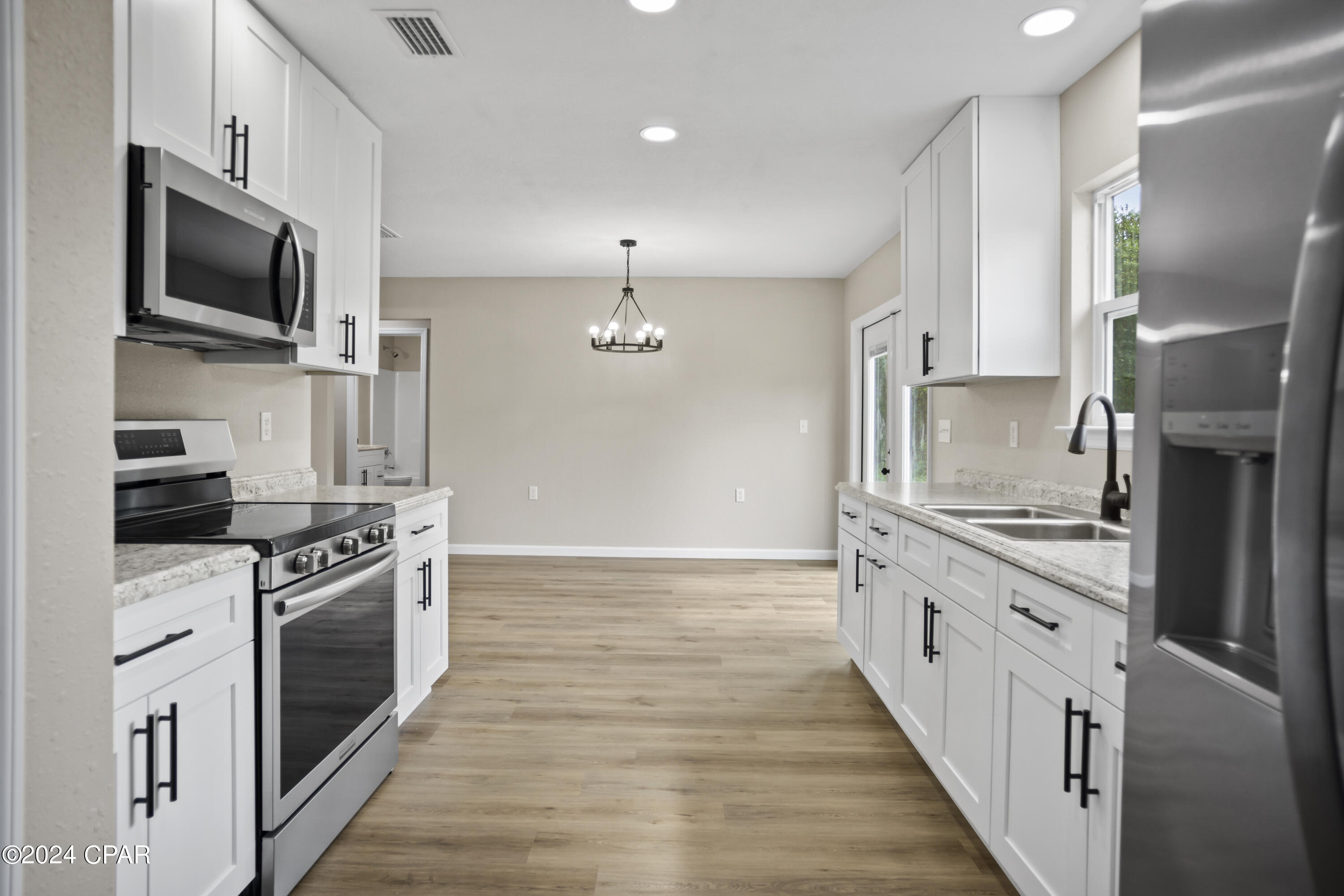 25490 Fuqua Circle Altha, FL 32421 - Photo 10 of 32