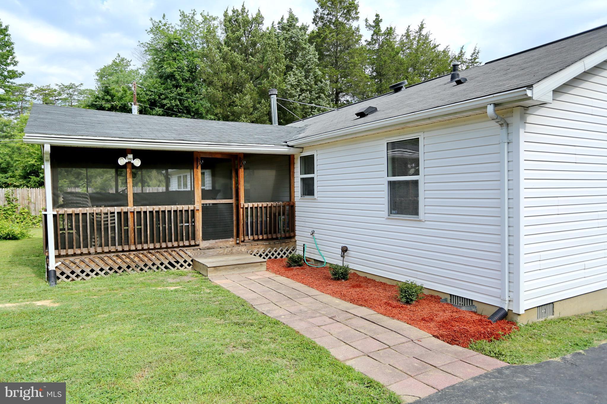 5915 Bicknell Road Indian Head, MD 20640 - Photo 17 of 23 Rear Screened in Porch
