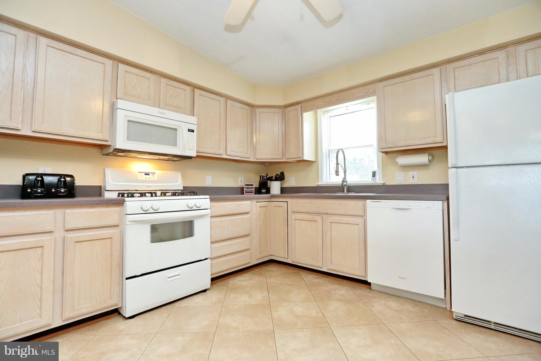 5915 Bicknell Road Indian Head, MD 20640 - Photo 6 of 23 Kitchen