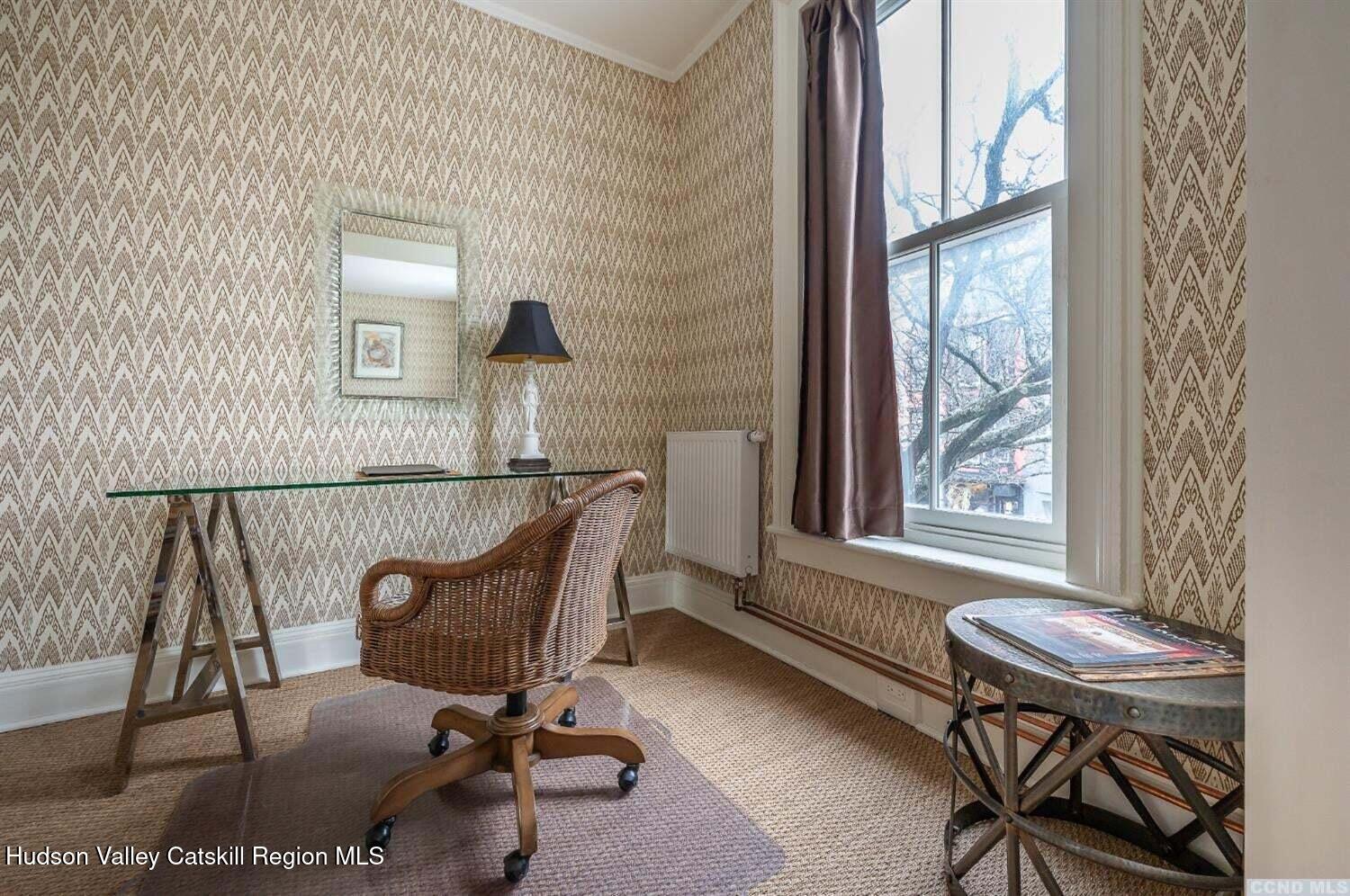 613 Warren Street, Unit 1 Hudson, NY 12534 - Photo 9 of 12 613-1-Off2