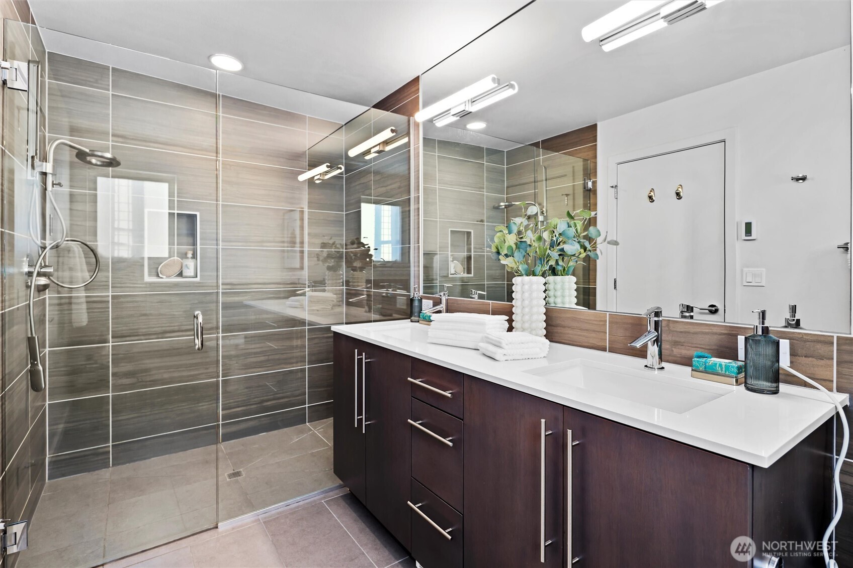 700 South Willow Street Seattle, WA 98108 - Photo 20 of 36