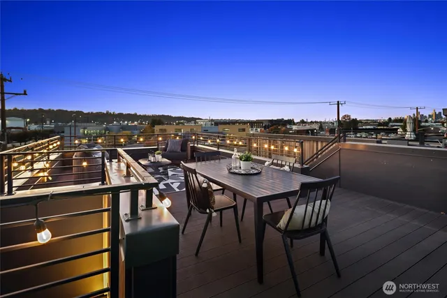 a city street filled with lots of traffic and traffic