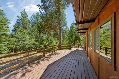 $595,000 | 1409 Mt Shasta Circle, South Lake Tahoe, CA 96150